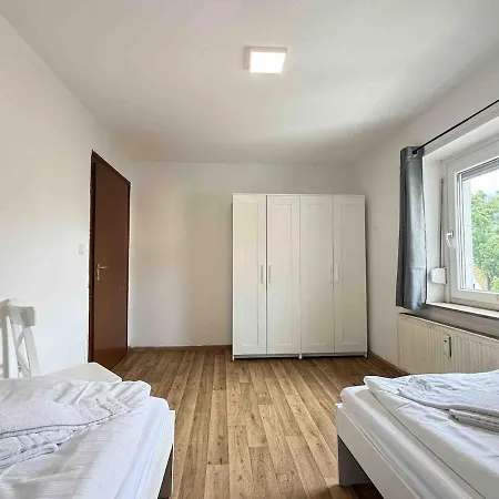 Apartament Sad193 Geraeumige Monteurwohnung